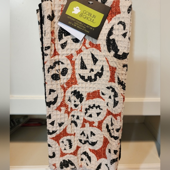 COPY - Set of 3 Goblin & Ghoul Pumpkin Kitchen Towels Halloween towel - Picture 5 of 5